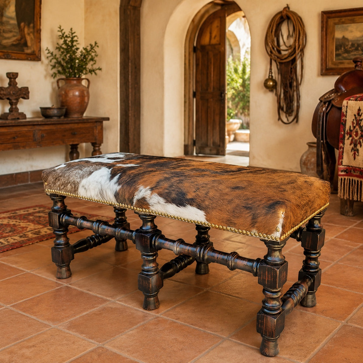 Consuelo Bench w/ Cowhide