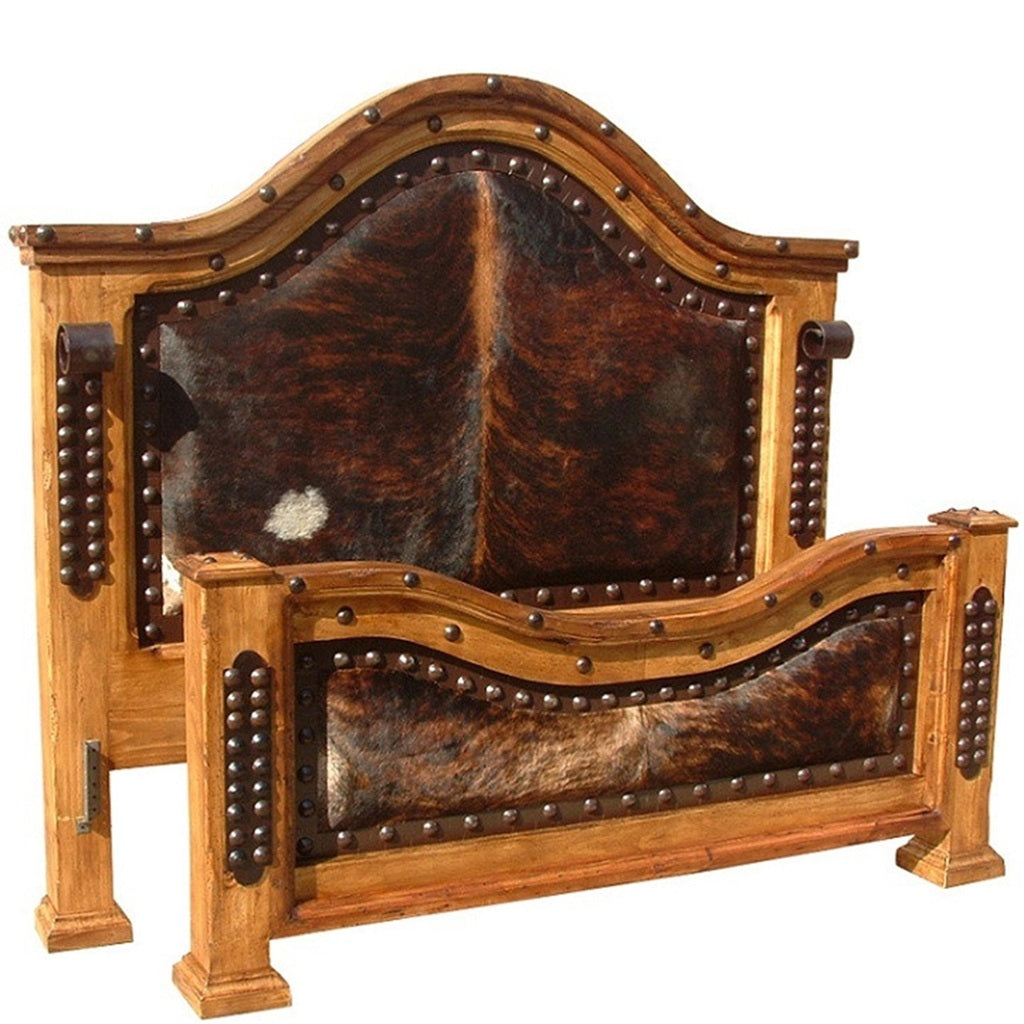 Alamo Bed w/ Cowhide